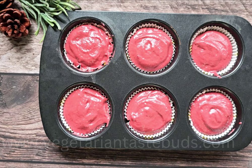 eggless-red-velvet-beetroot-muffins